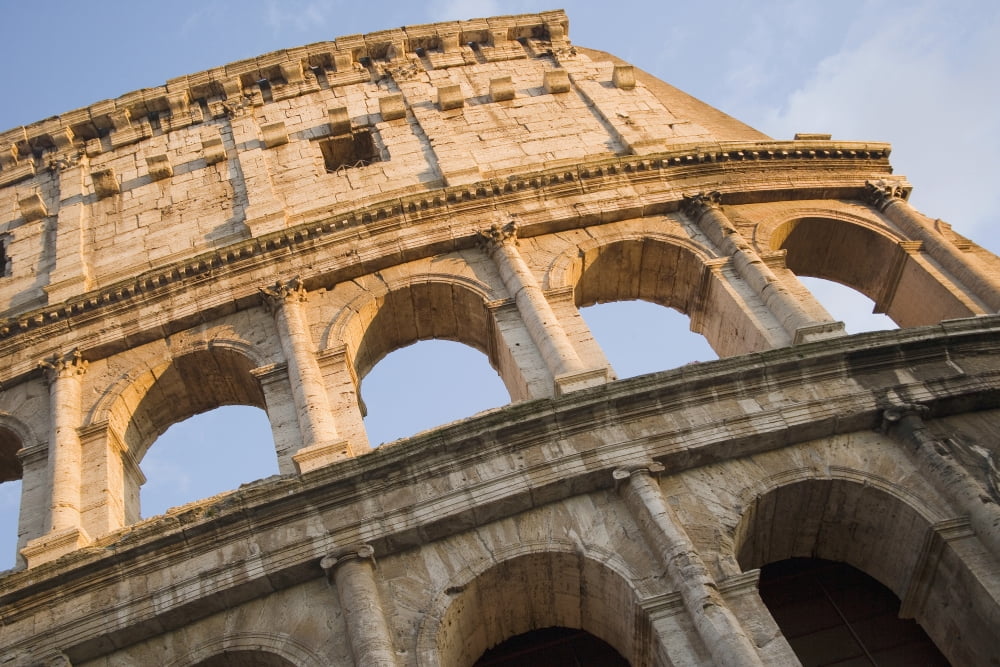 The Roman Coliseum In Rome Canvas Art - Carlos Sanchez Pereyra Design Pics (19 x 12)