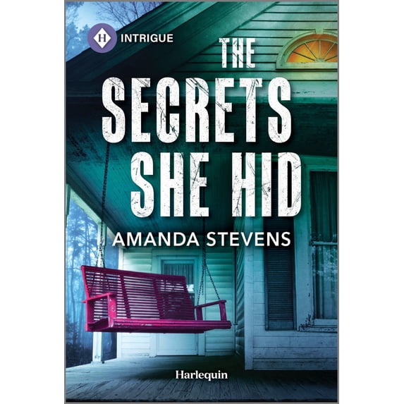 The Secrets She Hid (Paperback)