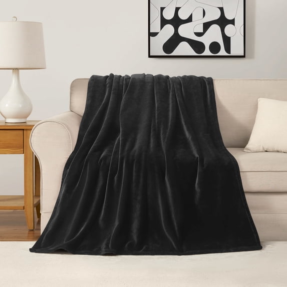 The Sheet Lab Solid Plush Microfiber Throw Blanket, Black, 50" x 70"