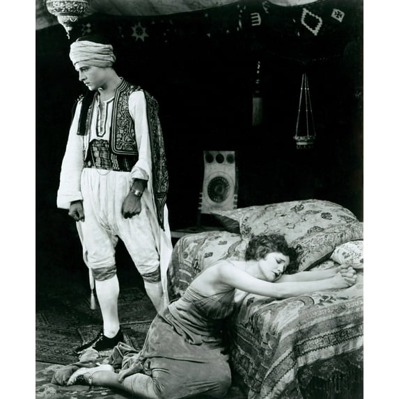 The Sheik From Left Rudolph Valentino Agnes Ayres 1921 Photo Print (8 x 10)
