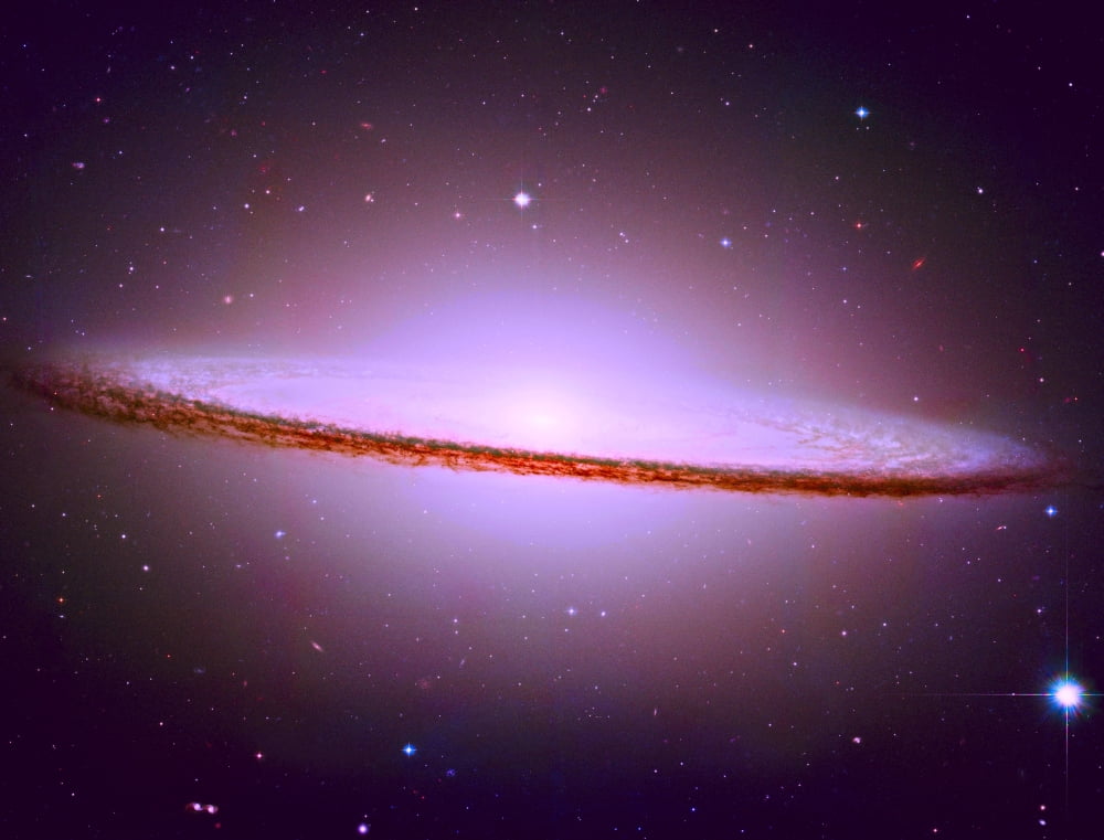 The Sombrero Galaxy M104 Canvas Art - Don Hammond Design Pics (16 x 12)