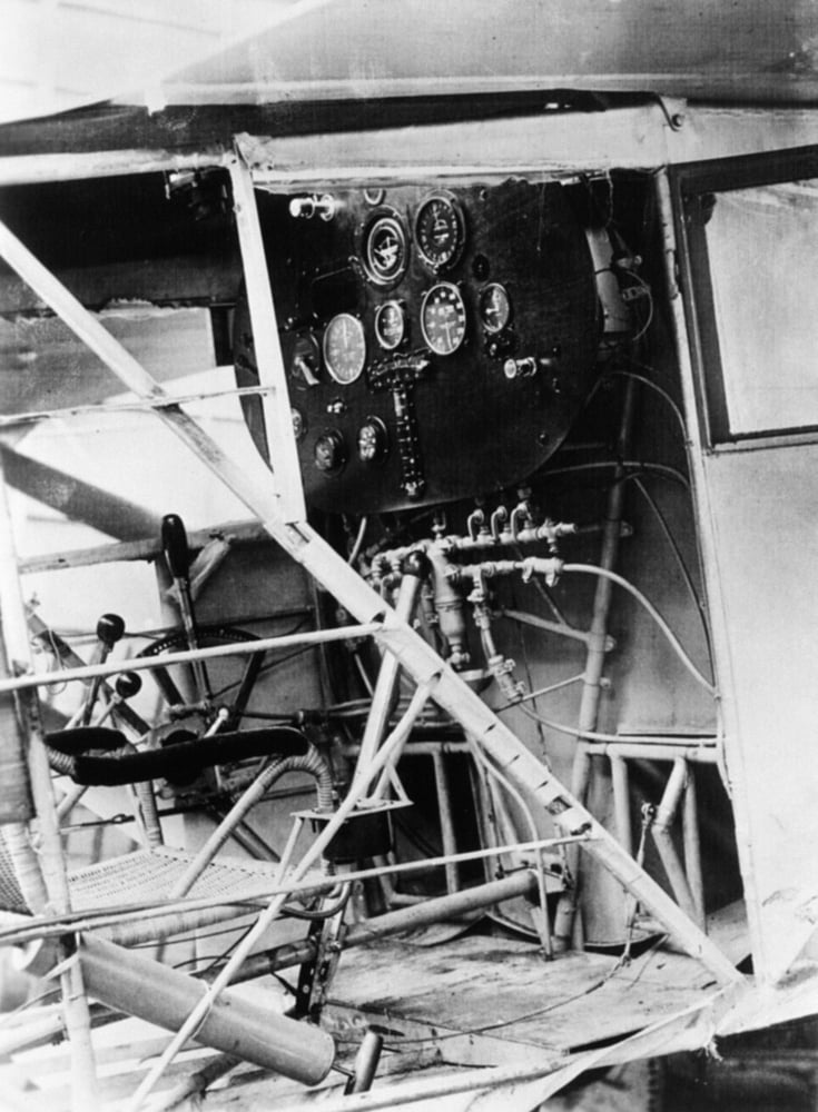 The Spirit Of St Louis. Nthe Cockpit Of The Spirit Of St Louis ...