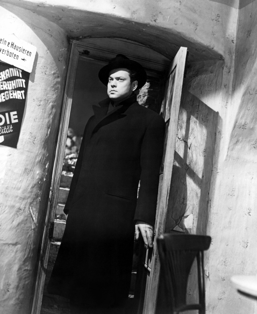 The Third Man Canvas Art - (16 x 20)