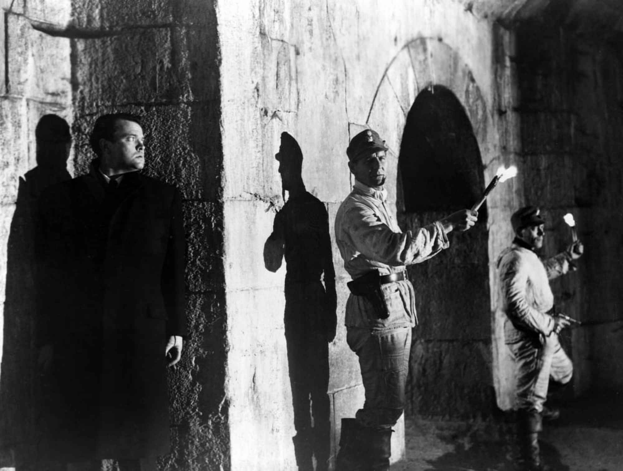 The Third Man Canvas Art - (20 x 16)