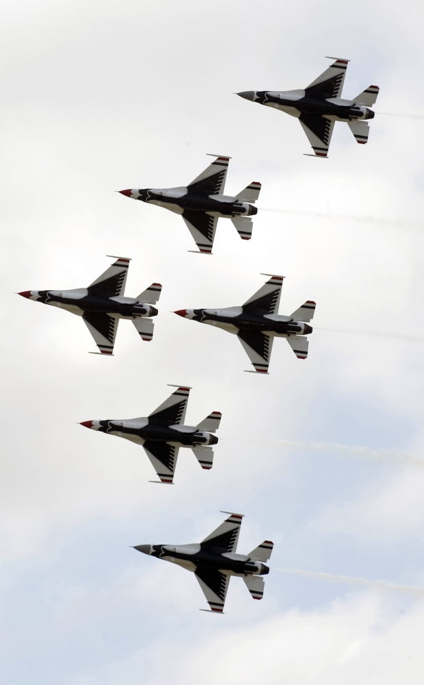 The Thunderbirds form a 6-ship Delta formation Canvas Art - Stocktrek Images (22 x 36)