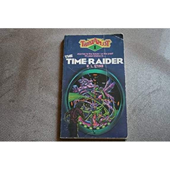 Pre-Owned The Time Raider (Twistaplot, No. 1) (Paperback) 0590326376 9780590326377