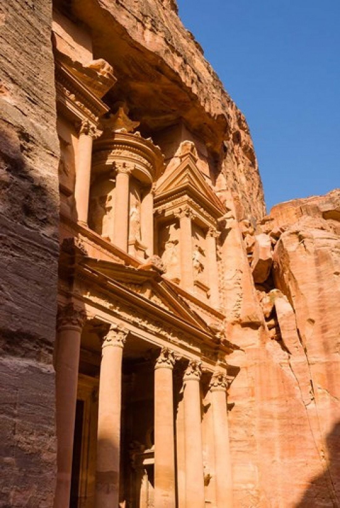 The Treasury El-Khazneh Petra UNESCO Heritage Site Jordan Canvas Art - Nico Tondini DanitaDelimont (15 x 22)