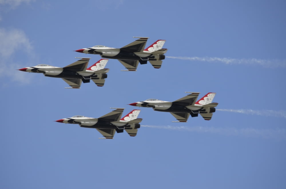 The US Air Force Thunderbirds fly in formation Canvas Art - Stocktrek Images (35 x 23)