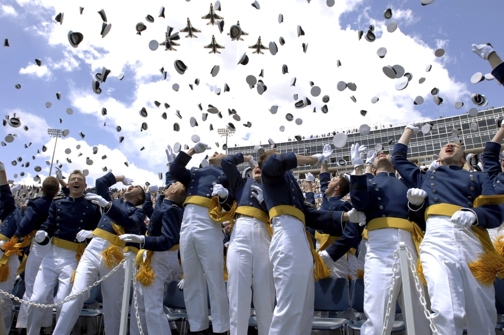 The US Air Force Thunderbirds fly over the 2007 US Air Force Academy graduation ceremony Canvas Art - Stocktrek Images (34 x 23)