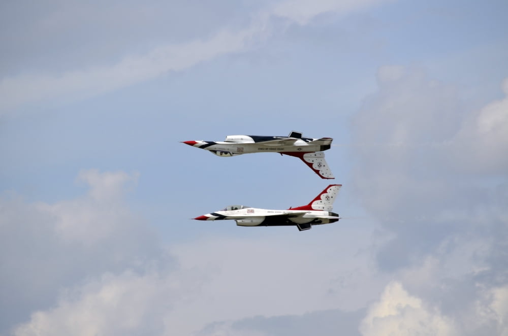The US Air Force Thunderbirds in calypso formation Canvas Art - Stocktrek Images (35 x 23)