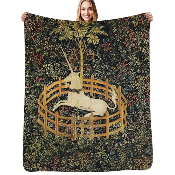 The Unicorn is in Captivity and No Longer Dead Flannel Blankets Soft Warm Throw Blanket Autumn Camping Bedroom Aesthetic Bedspread