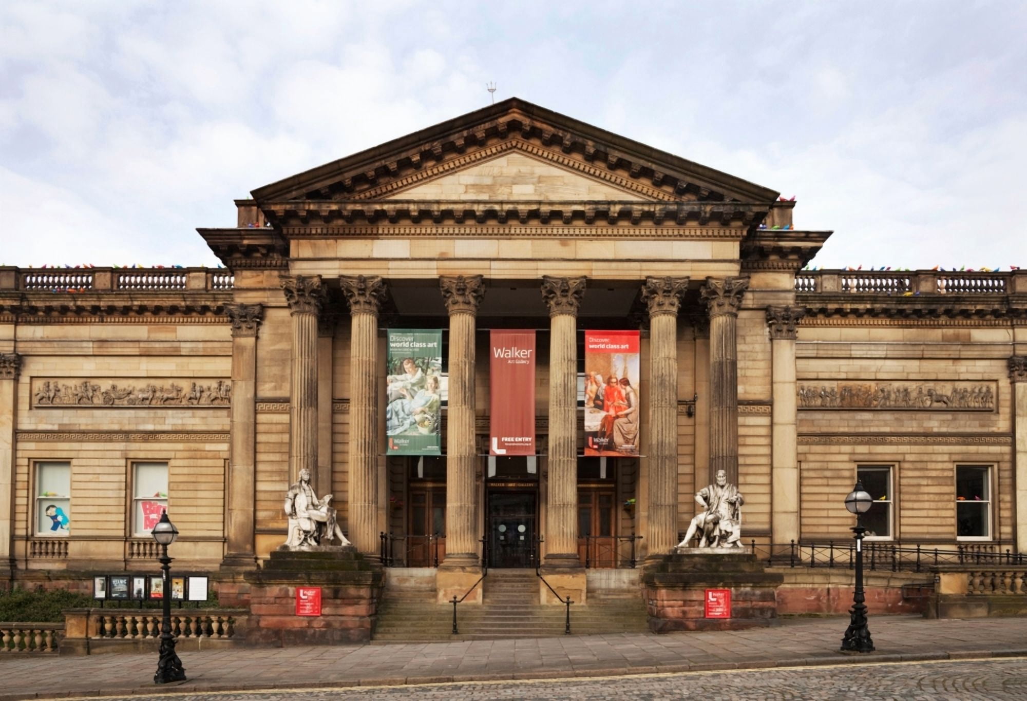 The Walker Art Gallery Liverpool Merseyside England Canvas Art - Panoramic Images (24 x 18)