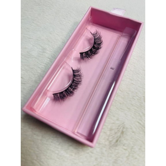 The Wax House -"E" False Eyelashes, 1 Pair