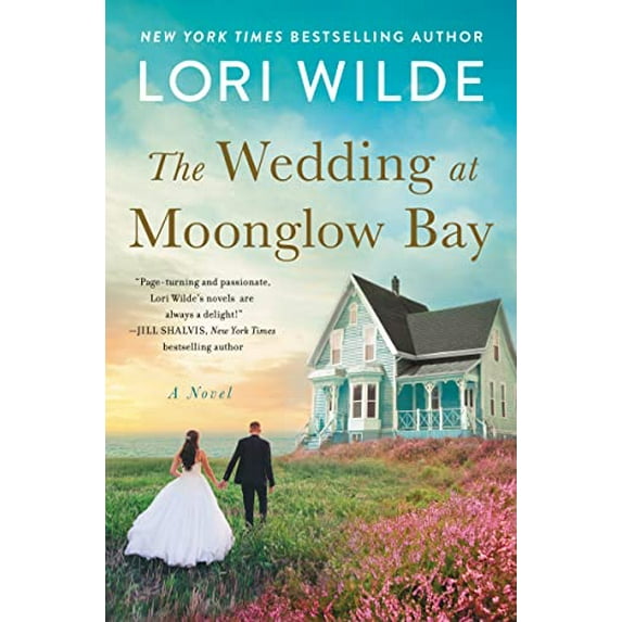 Pre-Owned The Wedding at Moonglow Bay (Paperback) 0063135906 9780063135901
