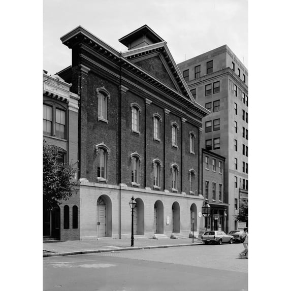 Theaters History (18 x 24)