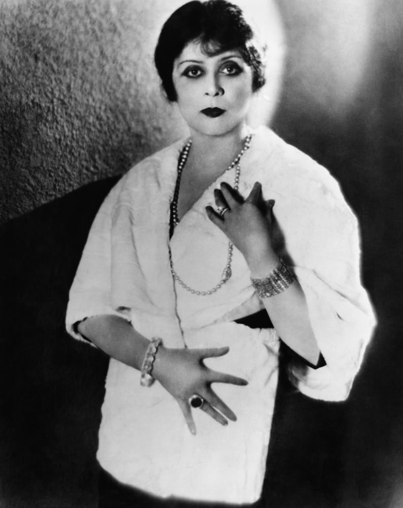 Theda Bara Canvas Art - (16 x 20)