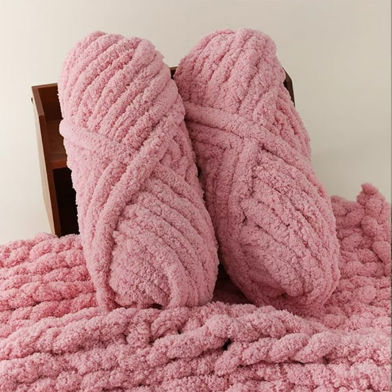 Thick Chunky Yarn for Crocheting and Knitting Soft Polyester Strands for Scarves Hats Blankets