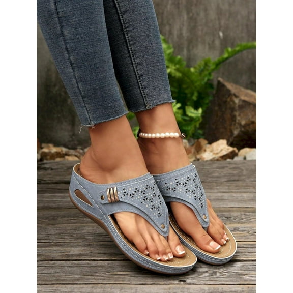 Thick Sole Flip Flops Women's 2024 Summer Sandals, Casual & Fashionable Beach Shoes with Slope Heel Height Increase for Outdoor Wear