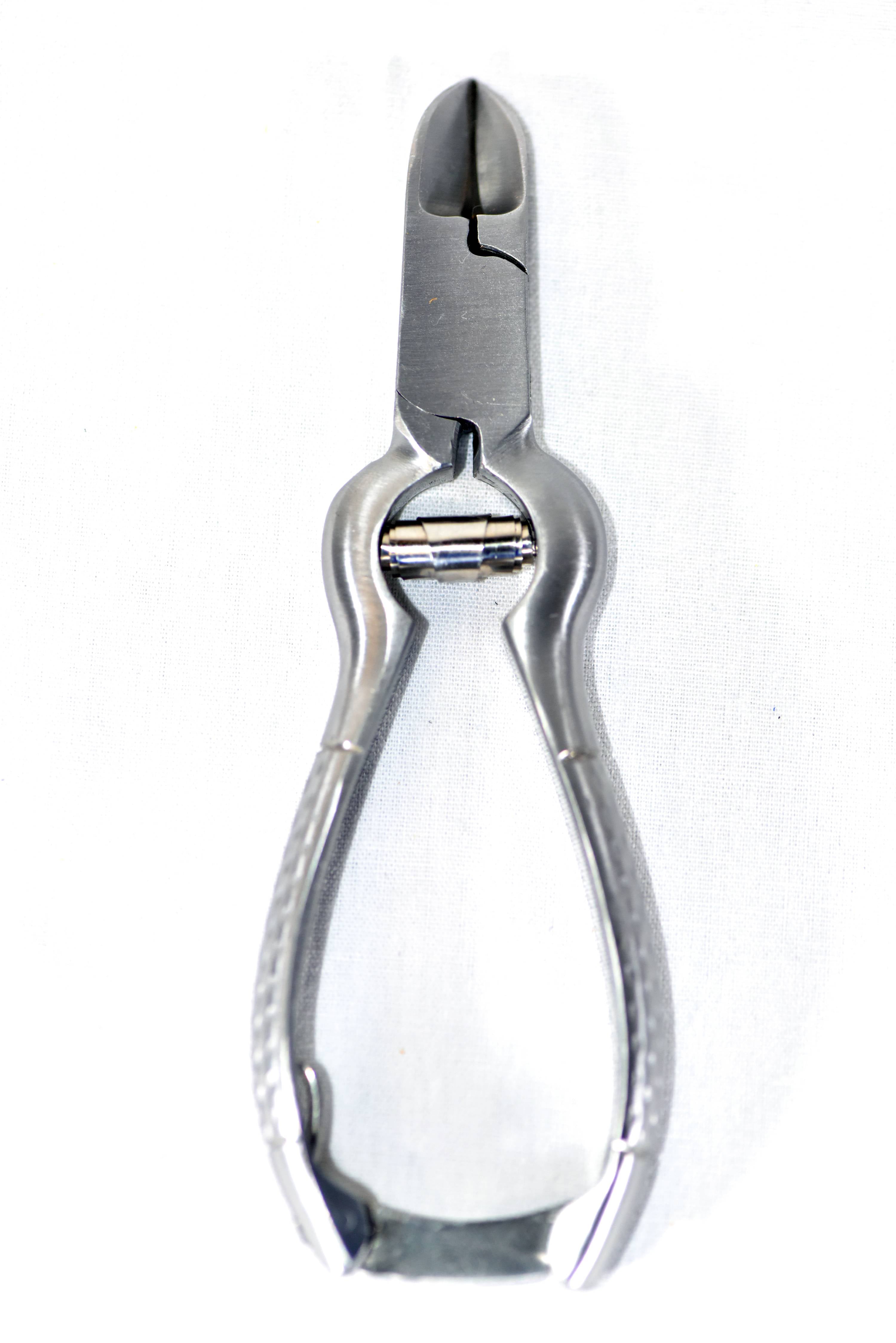 https://i5.walmartimages.com/seo/Thick-and-Ingrown-Toenail-Heavy-Duty-Stainless-Steel-Nail-and-Cuticle-Clippers_0368ff67-c77b-434b-b79d-1918440e3a6e_6.e2d810be26a5354a674d1de2db92e7c5.jpeg