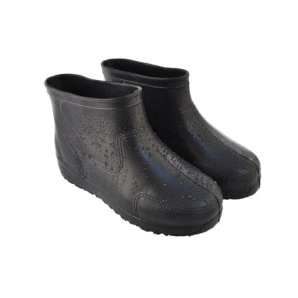 UKCOCO 1Pair Antiskid Rain Shoes Black Comfortable Toe Design for Safe Walking on Rainy Days