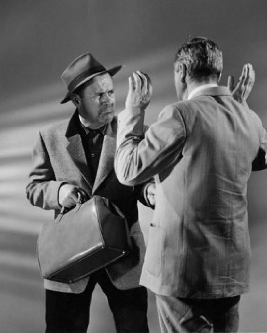 Thief stealing a bag from a mature man Canvas Art - (24 x 36)