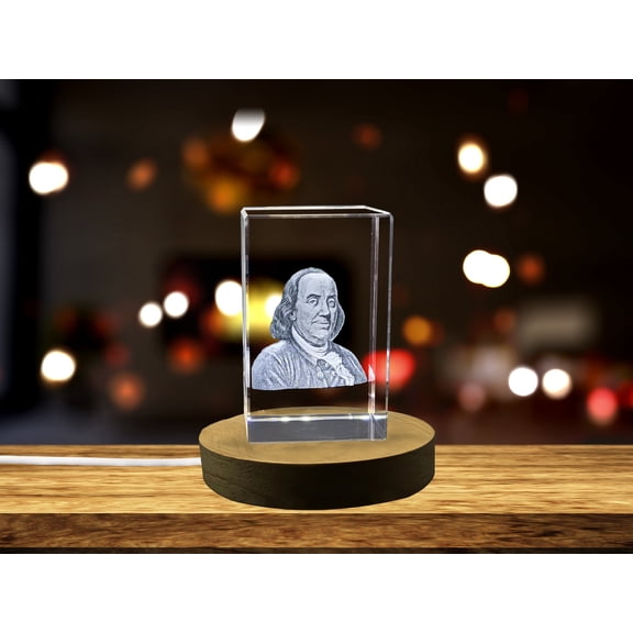 This Exquisite 3D Crystal Sculpture Honoring Founding Father Benjamin Franklin