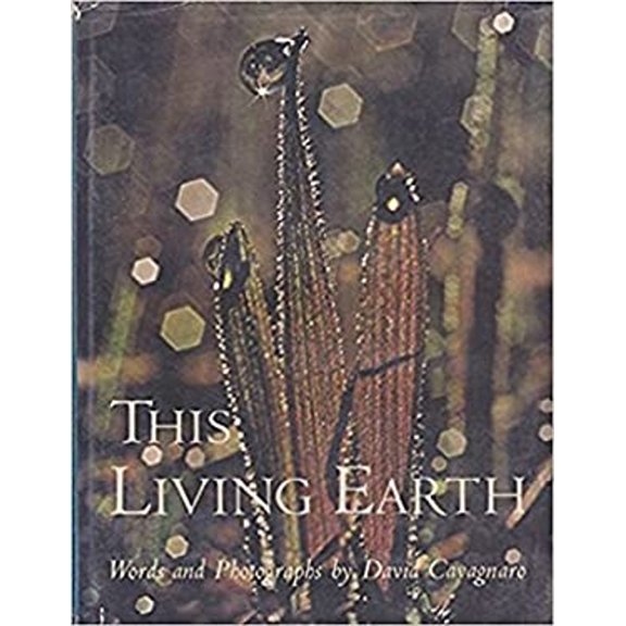 Pre-Owned This living earth (Hardcover) 0910118256 9780910118255