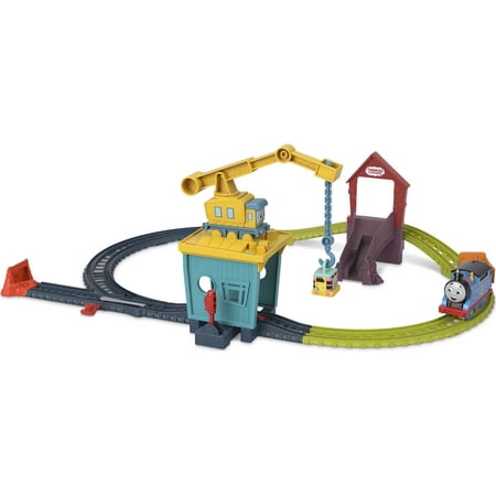 Thomas & Friends Fix 'em Up Friends Toy Train Set with Carly, Sandy and Motorized Thomas