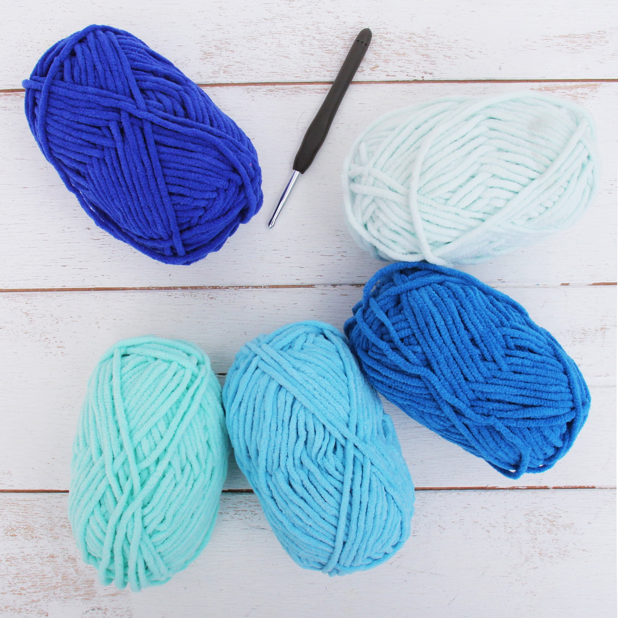 ThreadArt Chenille Yarn Set for Crocheting, Knitting, Amigurumi, Super Soft Plush Velvet Yarn - Blues - Pack of 5 Skeins - 50 Gram 60 yds #5 Fluffy Yarn Skeins - Plush Yarn
