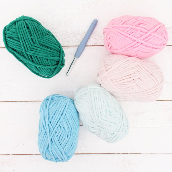 ThreadArt Chenille Yarn Set for Crocheting, Knitting, Amigurumi, Super Soft Plush Velvet Yarn - Spring Morning Colors - Pack of 5 Skeins - 50 Gram 60 yds #5 Fluffy Yarn Skeins - Plush Yarn