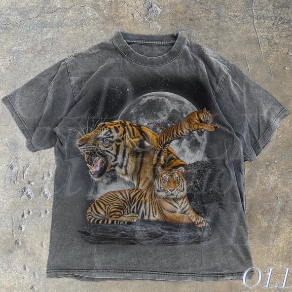 Three Tigers Vintage 90S Graphic T-Shirts, Retro Alpha Moon Tshirt, Funny Tiger Lovers Gift, Relaxed Shirt, Galaxy Nature Tee DARK HEATHER Unisex S-5XL Hot Trending Shirt, Vintage Birthday Gift