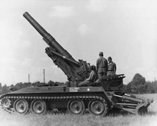 Three soldiers on a howitzer 8 inch Self-Propelled Howitzer US Military Canvas Art - (18 x 24)