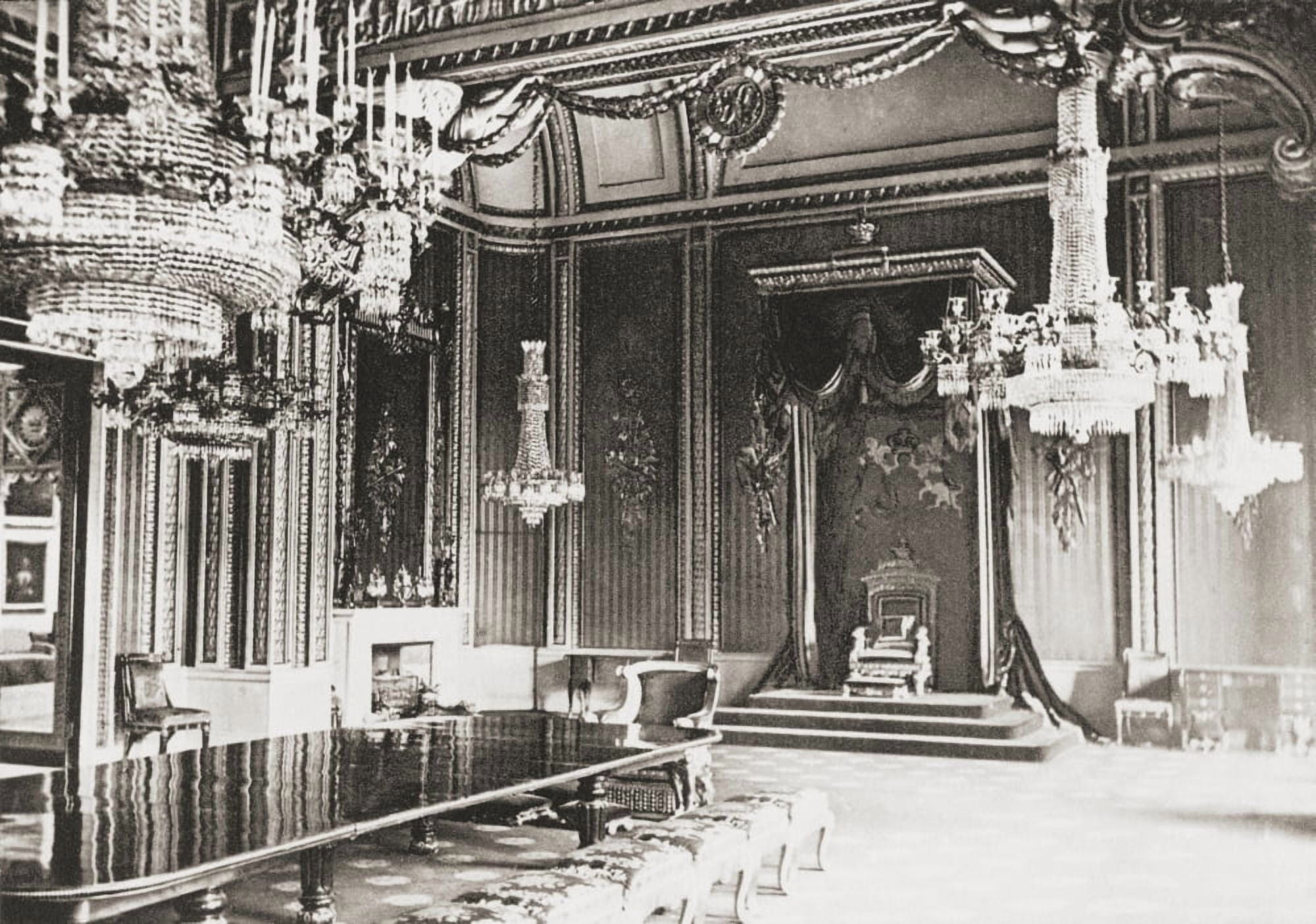 The Throne Room Buckingham Palace London England In The Late 19Th Century From London Historic And Social Published 1902 Canvas Art - Ken Welsh Design Pics (18 x 13)