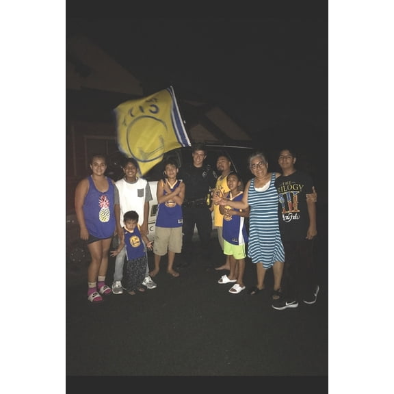 Through My Eyes : Firsthand Accounts of a Beat Cop (Paperback)