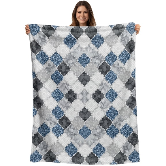 Throw Blanket Blue Turquoise Damask Pattern Blankets and Throws, Lace Tile Framework Blanket for Couch Bed Sofa Chair, Soft Cozy Warm Flannel Fleece Blankets for All Season Home Decor 30x40 Inch