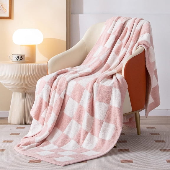 Throw Blanket Checkerboard Lightweight Blanket Ultra Soft Cozy Plaid Fuzzy Blankets Reversible Checkered Blanket for Couch Bed Decor Gift Idea(Light Pink, 51×63in)