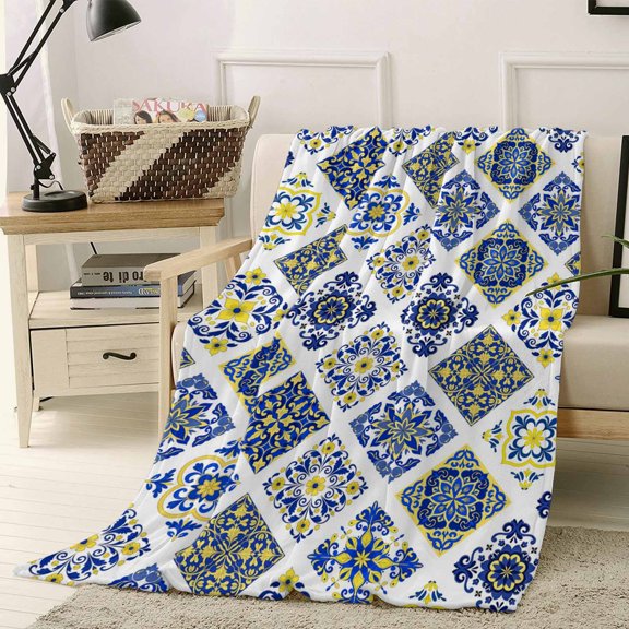 Throw Blanket Fleece Throw Blanket 40x50in, Blue Geometric Vintage Pattern Soft Lightweight Bed Blankets Classical Brick Texture Fuzzy Couch Blankets for All Season