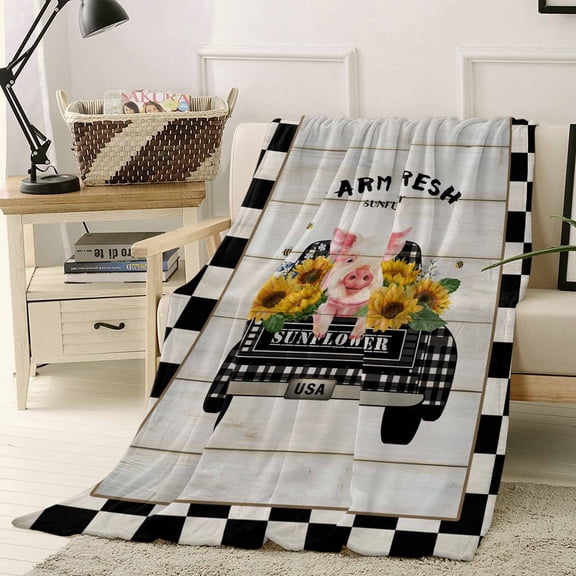Throw Blanket Fleece Throw Blanket 40x50in, Farm Trucks Pink Pig on Wood Soft Lightweight Bed Blankets Black White Checkered Plaid Fuzzy Couch Blankets for All Season