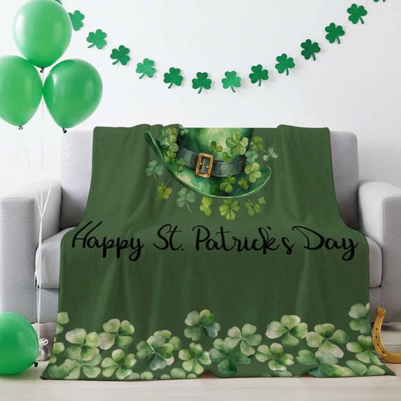 Throw Blanket Fleece Throw Blanket 40x50in, St. Patrick'S Day Hat Shamrock Gradient Soft Lightweight Bed Blankets Dark Green Vintage Linen Fuzzy Couch Blankets for All Season