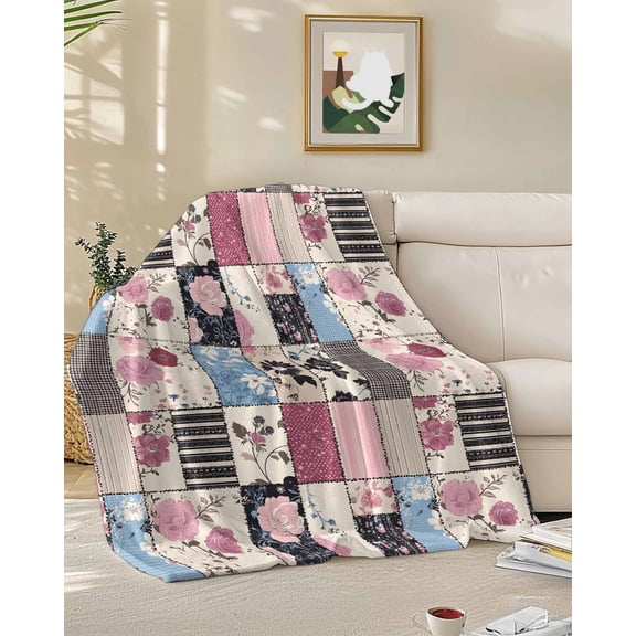 Throw Blanket Fleece Throw Blanket 50x60in, Pastoral Style Farmhouse Flowers Pink Patchwork Soft Lightweight Bed Blankets Classical Floral Art Fuzzy Couch Blankets for All Season