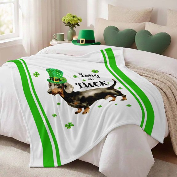 Throw Blanket Fleece Throw Blanket 50x80in, St. Patrick's Day Cute Dog with Leprechaun Hat Soft Lightweight Bed Blankets Celtic Knots Clovers Fuzzy Couch Blankets for All Season