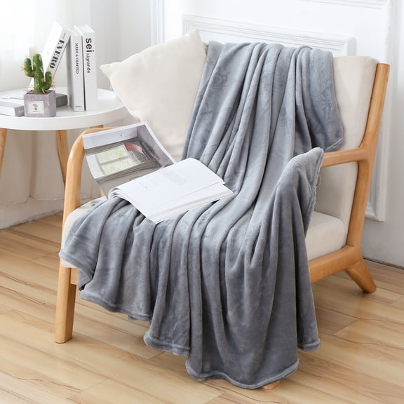Throw Blankets 47*79 inch Flannel Blanket Soft Microfiber Bed Blankets Warm Lightweight Bed Throws Blanket for Couch, Easy Care, All Season Premium Blanket,Grey
