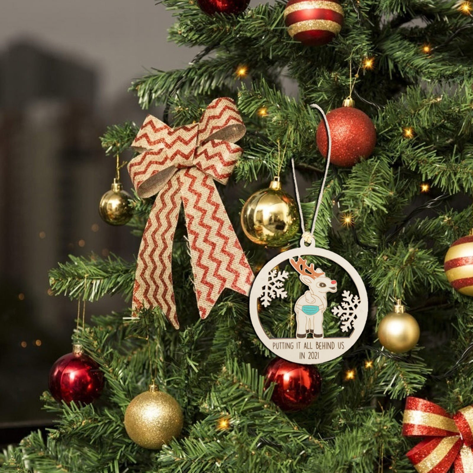 Throw Everything Behind The Wooden Christmas Tree With Interesting