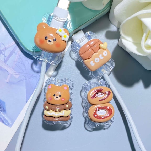 Tianyeda 4pcs Cute Bear Pattern USB -C Cord Port Protectors
