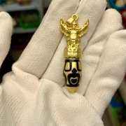 Tibetan Dzi Bead Pendant Gold Tone Inlay Garuda Style Amulet Unisex Buddhist Protection Talisman Jewelry Accessory