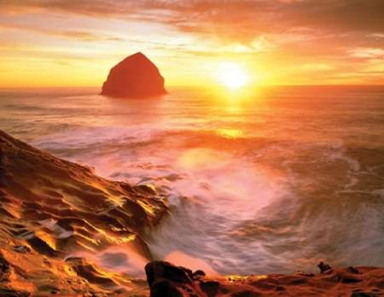 Tide Rolls In Canvas Art - Dennis Frates (22 x 28)