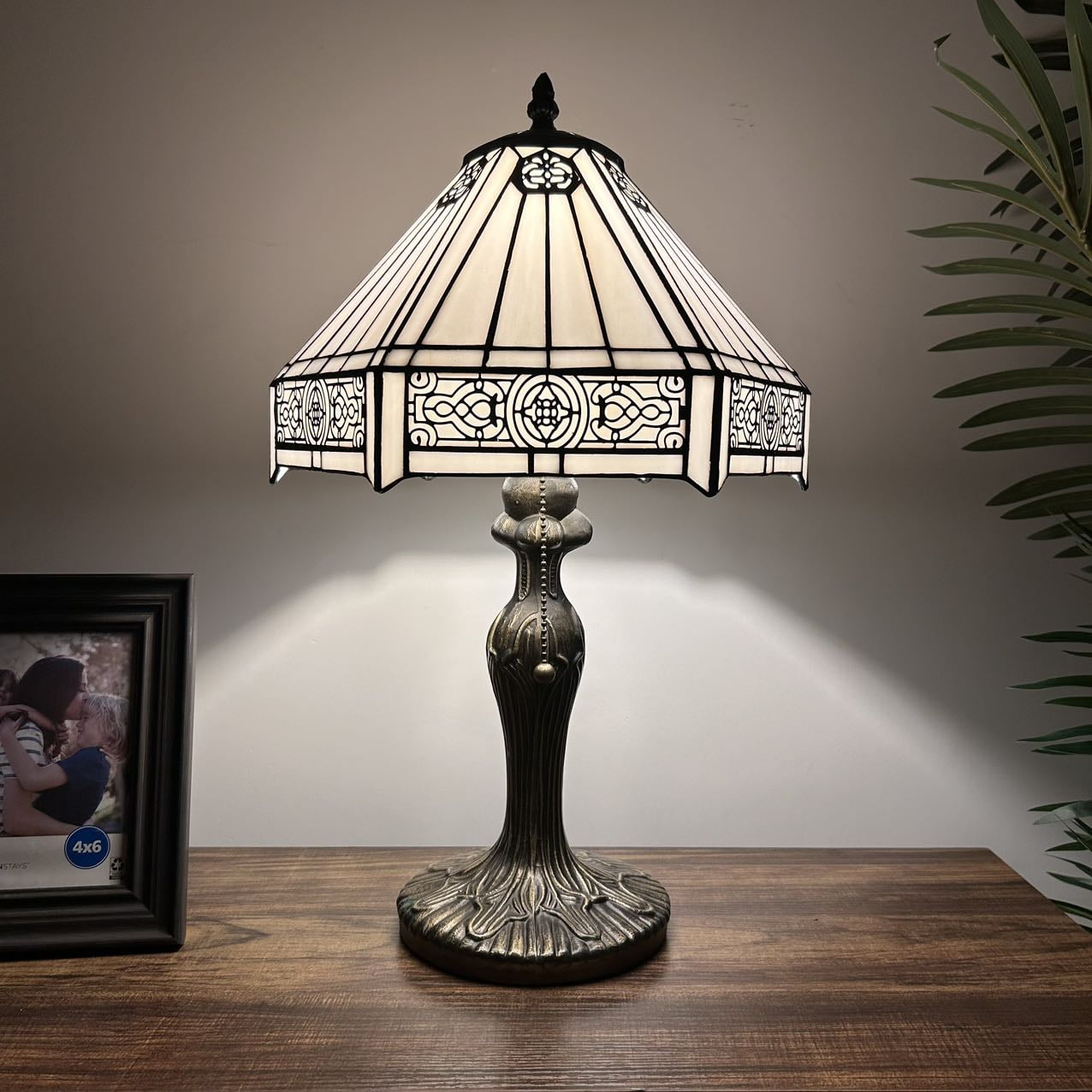 Tiffany Table Lamp White Hexagon Stained Glass LED Bulb Included or Living Room Bedroom Bedside 19"H*12"W