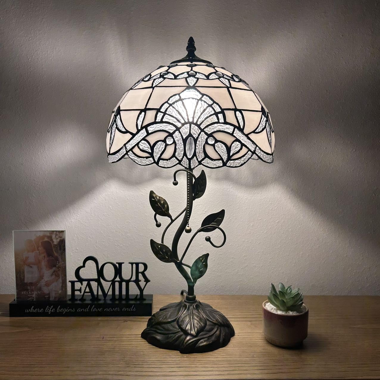 Tiffany Table Lamp White Stained Glass Baroque Style Lavender Iron Metal Leaves Bronze Base Included LED Bulb for Living Room Dining Room Bedroom Bedside 12"W*12"D*22"H