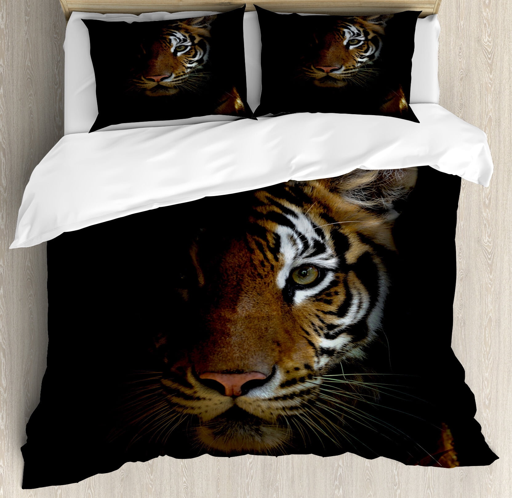 Tiger Duvet Cover Set, King of Sundarbans in a Dark Environment Mild ...