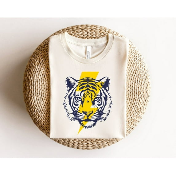 Tiger Face T-Shirt, Animal Print Graphic Tee for Her or Him, Personalized Animal Lover Gift, Trendy Tiger Shirt